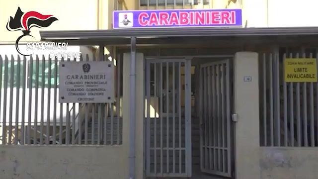 Prostituzione in hotel e luoghi affollati, sfruttate anche m
