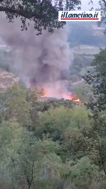 Incendio nella discarica di Pianopoli, Vigili del fuoco al l